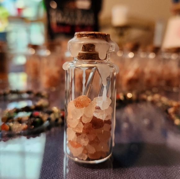 Super Full Blue Moon Reiki Quartz Crystal Spell Jar for Balancing and Grounding - Picture 11 of 11